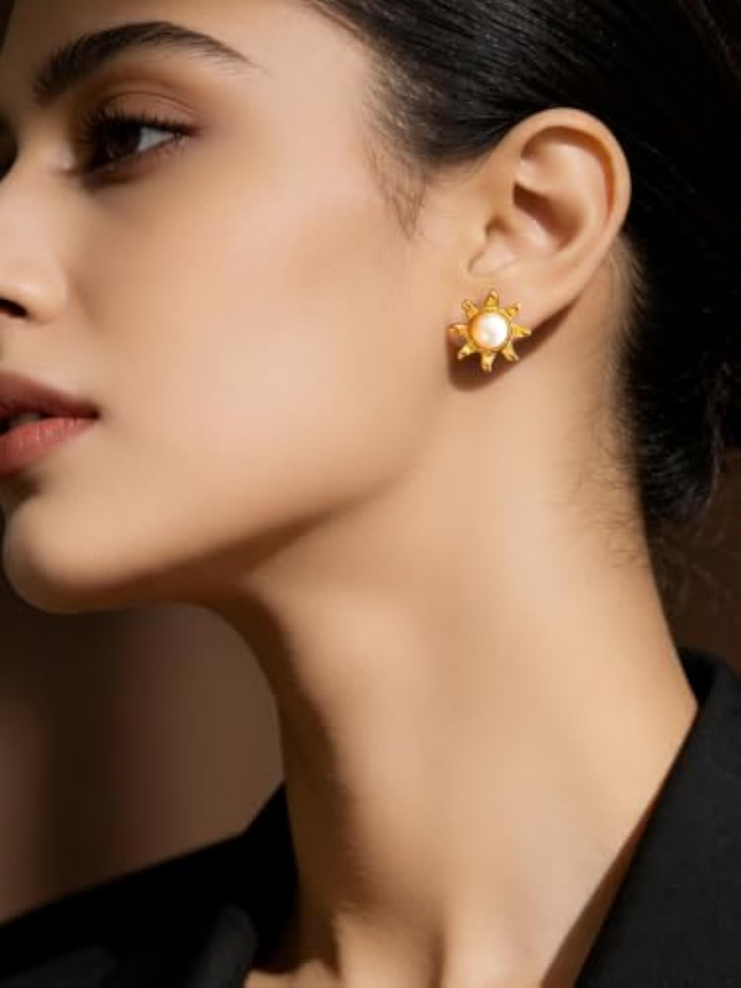 Women's Gold Crystal Sunburst Western Stud Earrings, Gift Idea
